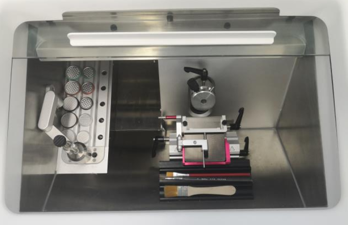 5051a8efa83752a26220e273dc442c6e